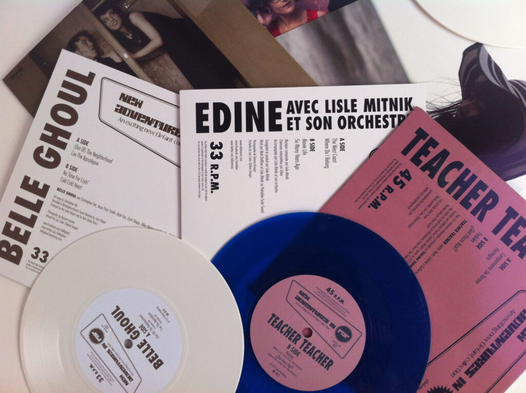 Imagen destacada de noticia: NEW ADVENTURES IN POP: Nueva entrega de singles [26 de Noviembre 2012]